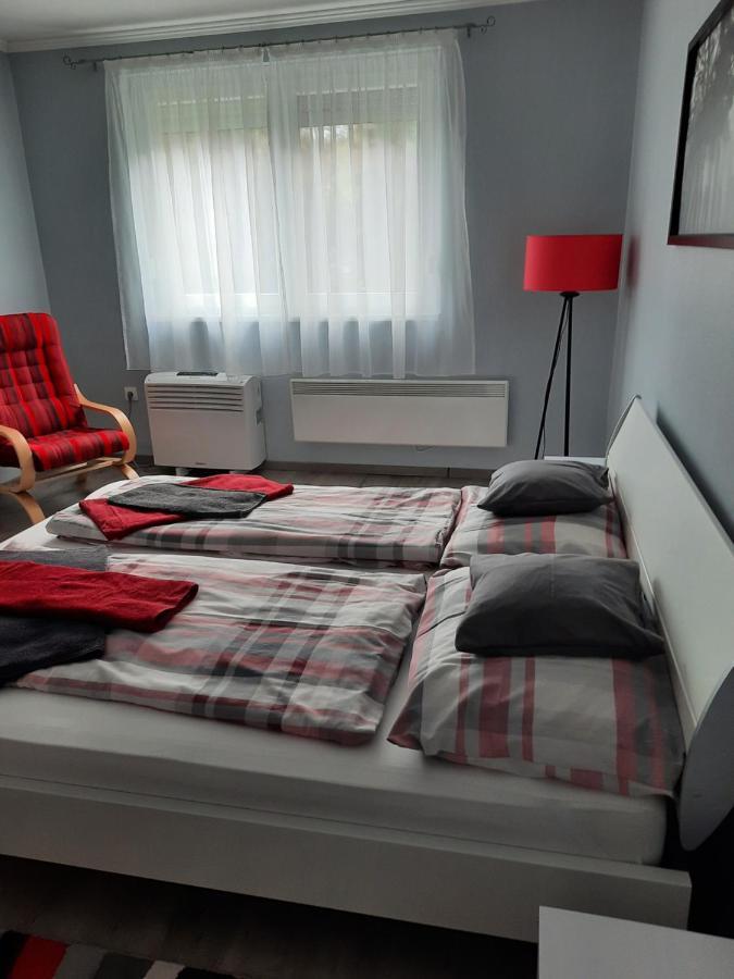 Kodaly Apartman Eger Extérieur photo