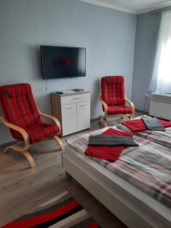 Kodaly Apartman Eger Extérieur photo